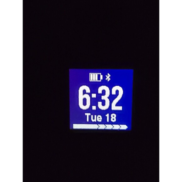 Garmin Forerunner 35 GPS Running Watch HRM Black Bluetooth With Charger - Picture 11 of 13